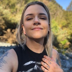 Meet your Posher, Jessica